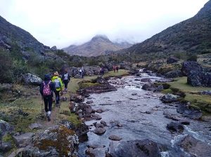 lares trek or inca trail